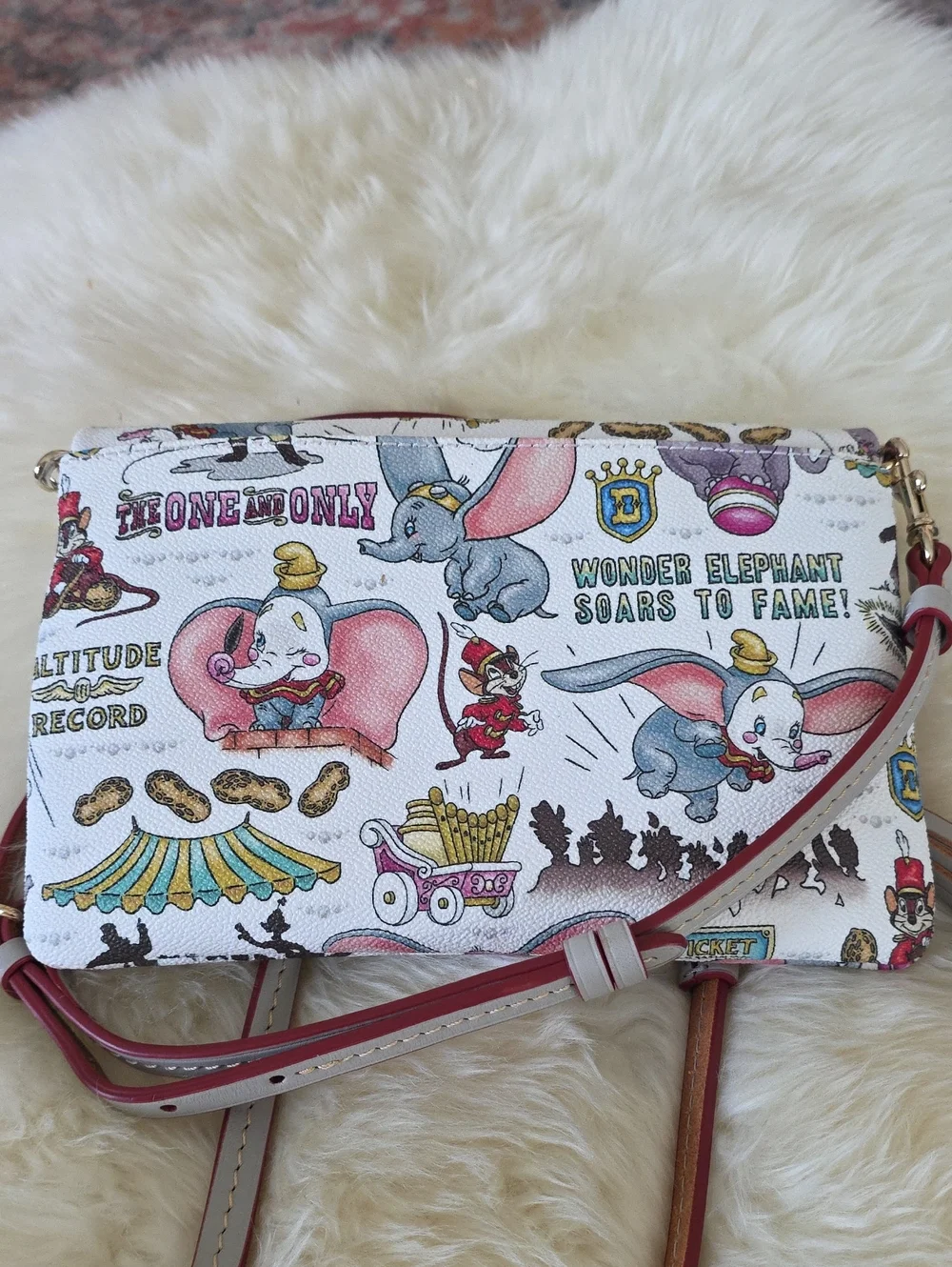 Dooney & Bourke adorable dooney